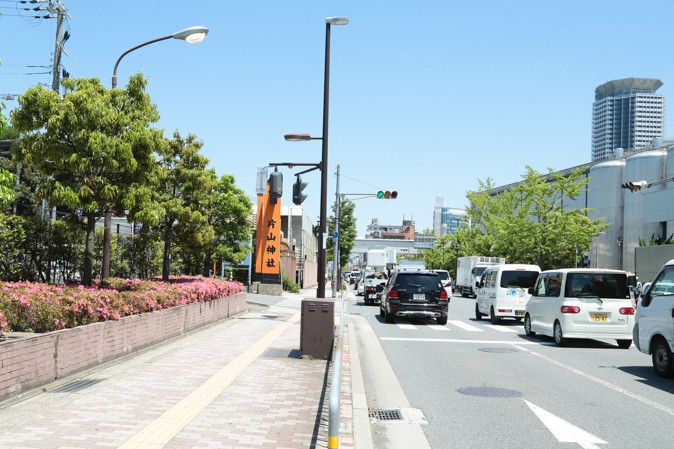 片山神社の道路写真