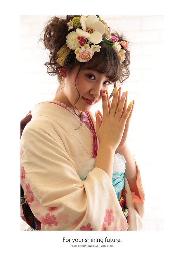 大阪成人式写真撮影のハニーアンドクランチのポスタプレゼント写真3