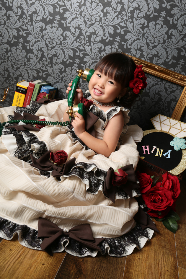 七五三・洋装（2～4歳女の子）のフォトギャラリー | 大阪・京都・神戸で七五三の子供写真館撮影スタジオなら【ハニーアンドクランチ】