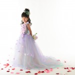 大阪の七五三写真撮影スタジオ・ハニーアンドクランチの 七五三・洋装（5～8歳女の子）のフォトギャラリー。